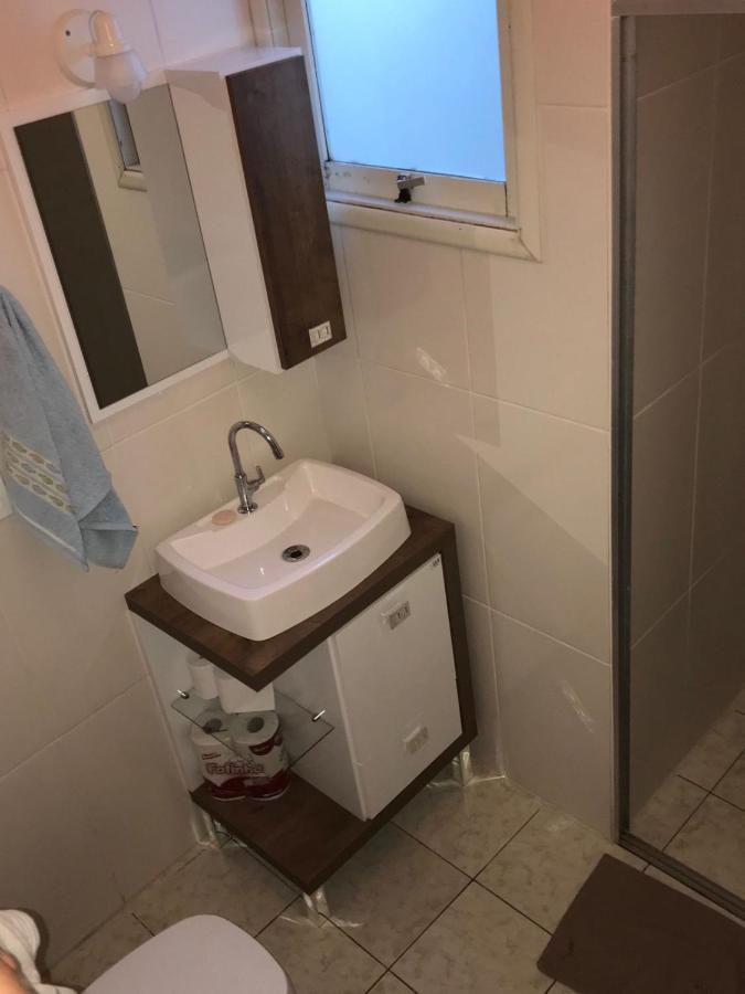 1 Dormitorio, Confortavel, No Centro De A 1 Quadra Do Mar *
