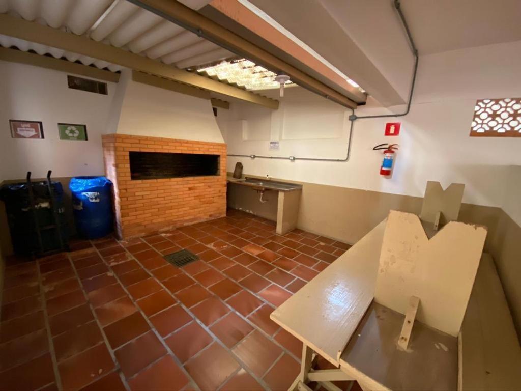 1 Dormitorio, Confortavel, No Centro De A 1 Quadra Do Mar Apartment *